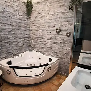 Le Lavandin Classe 3 Etoiles Riez
